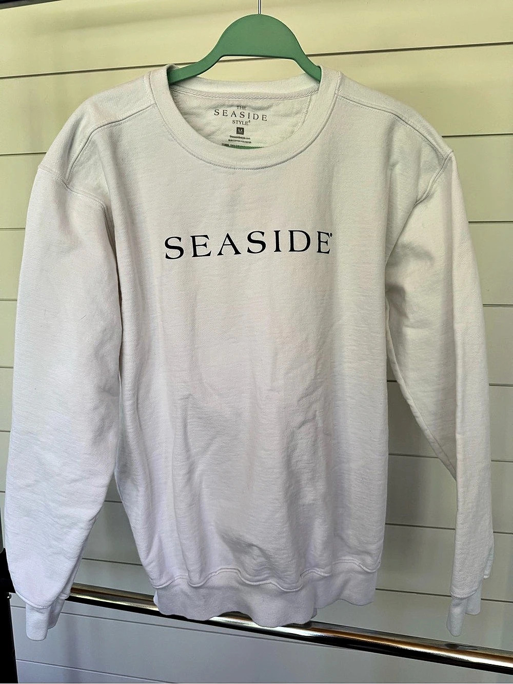 The Seaside Style White Unisex Seaside Sweatshirt Graphic in White Medium